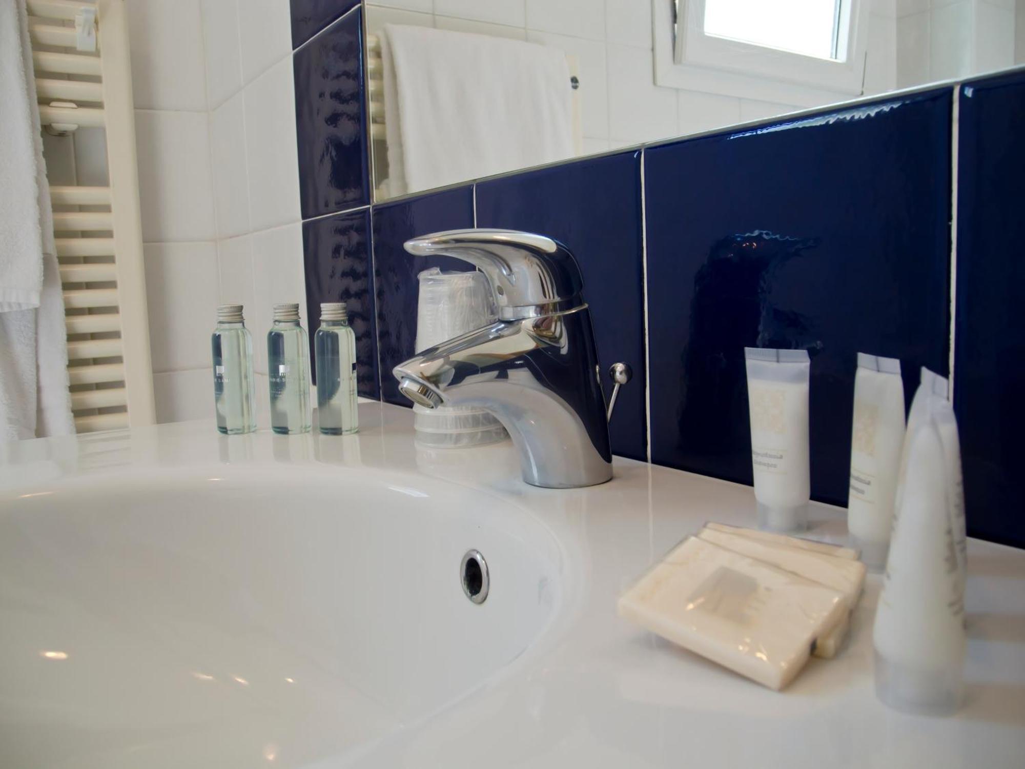 רימיני Residence Divina מראה חיצוני תמונה