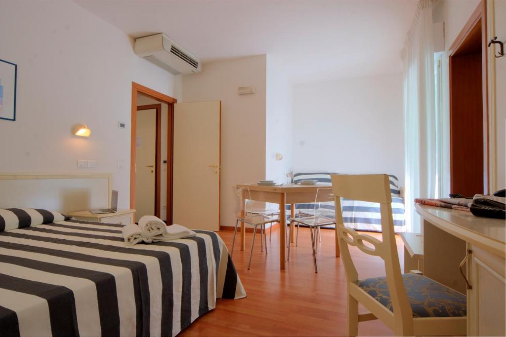 רימיני Residence Divina חדר תמונה
