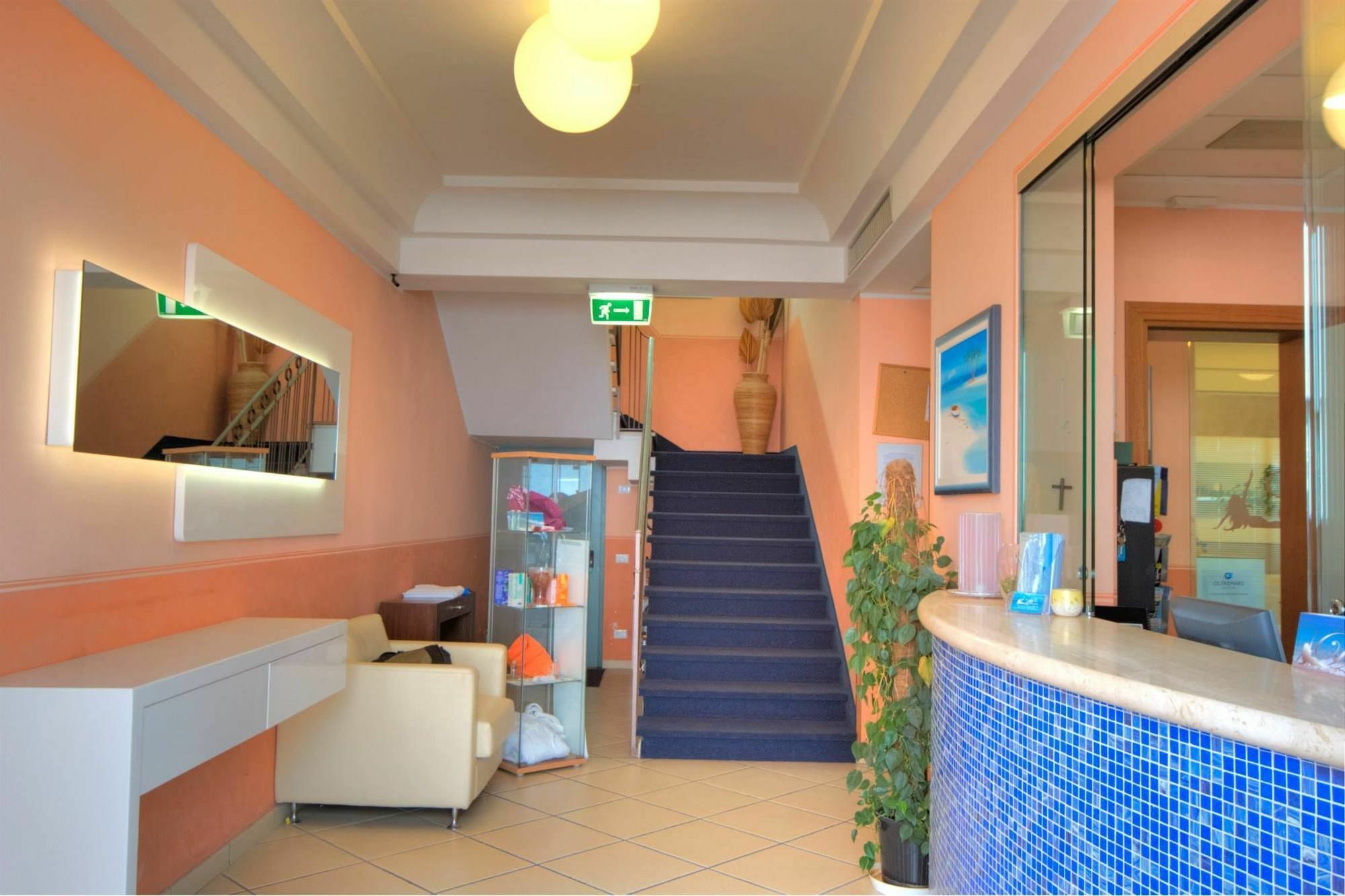 רימיני Residence Divina מראה חיצוני תמונה