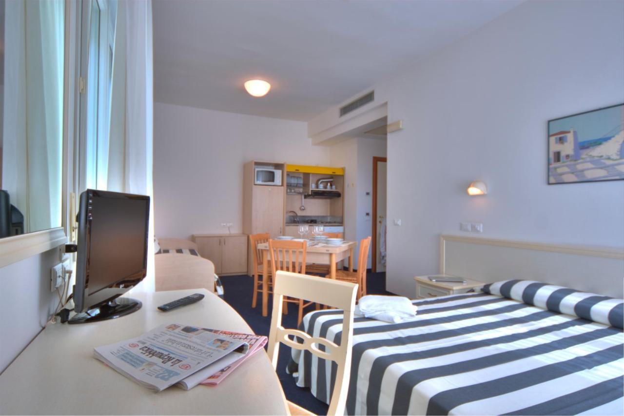 רימיני Residence Divina חדר תמונה